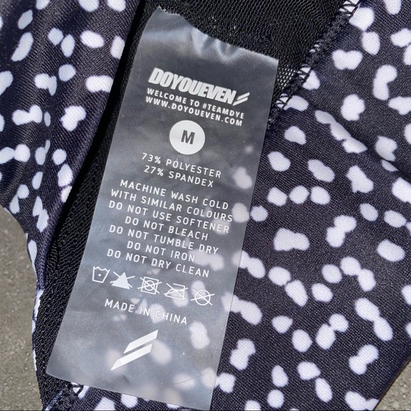 Doyoueven black speckle sports bra shorts set - Picture 5 of 6